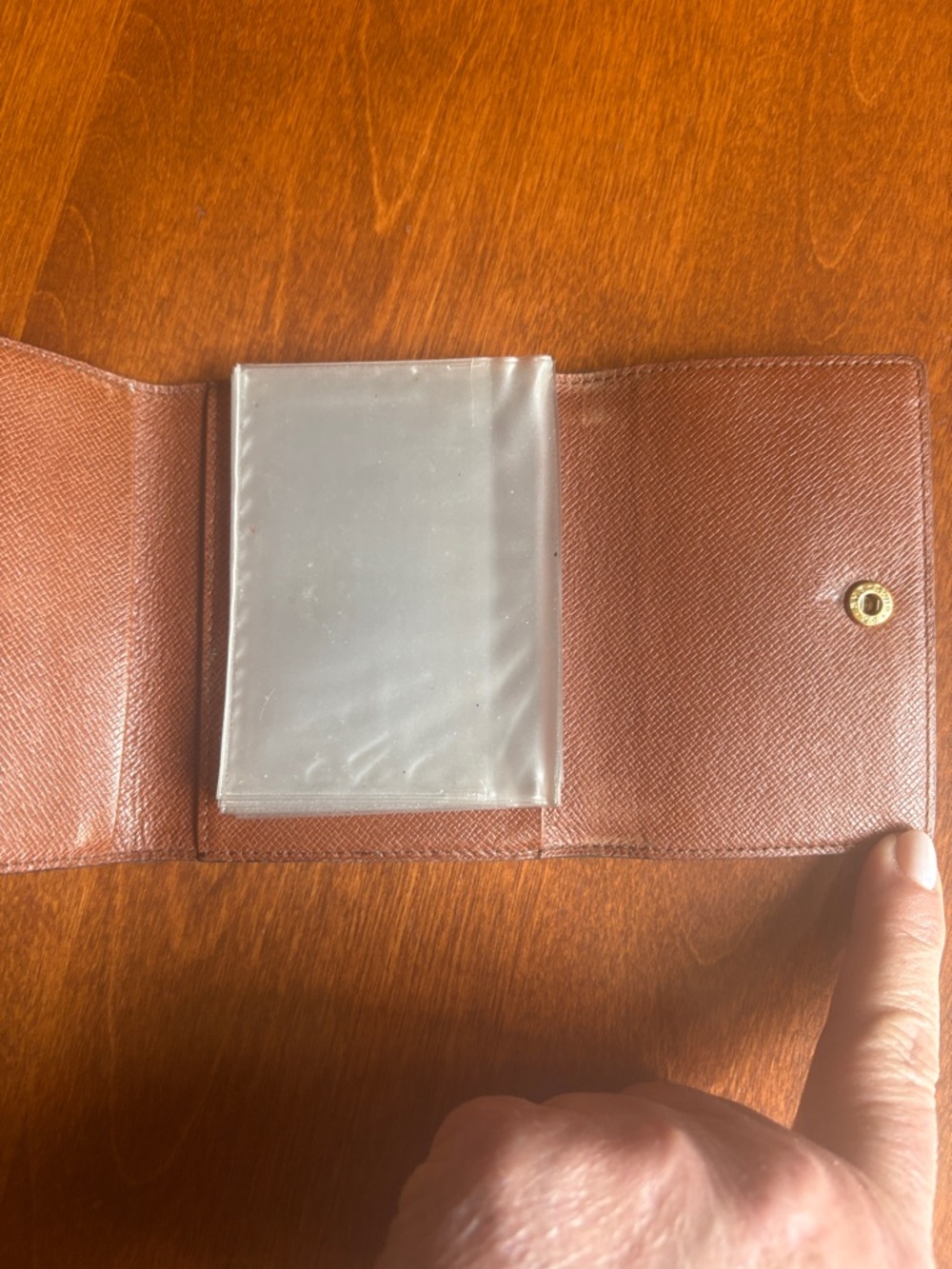 Authentic Vintage (Rare) Louis Vuitton Tri Fold photo/Card Holder - Picture 6 of 9